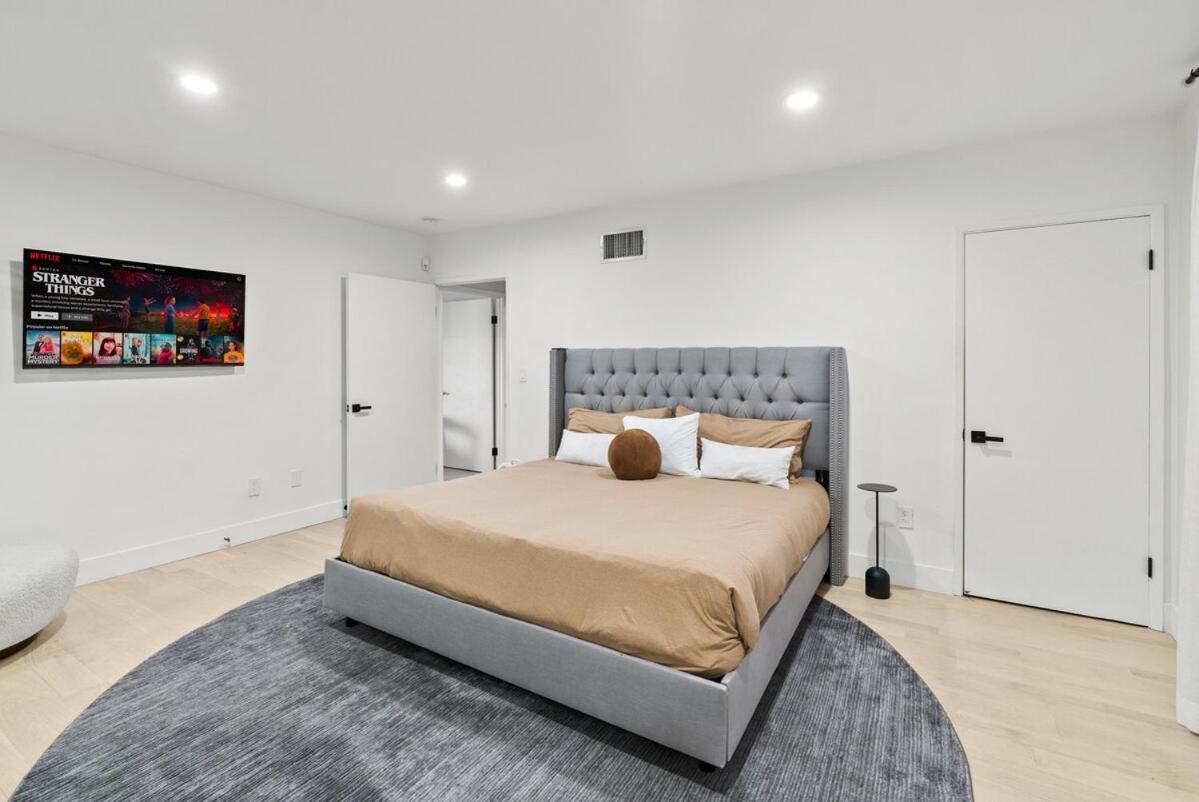 Сasa de vacaciones Hollywood Hills 3 Bedroom Views And Jacuzzi *